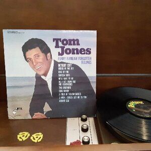 Tom Jones - Funny Familiar Forgotten Feelings - Circa 1967